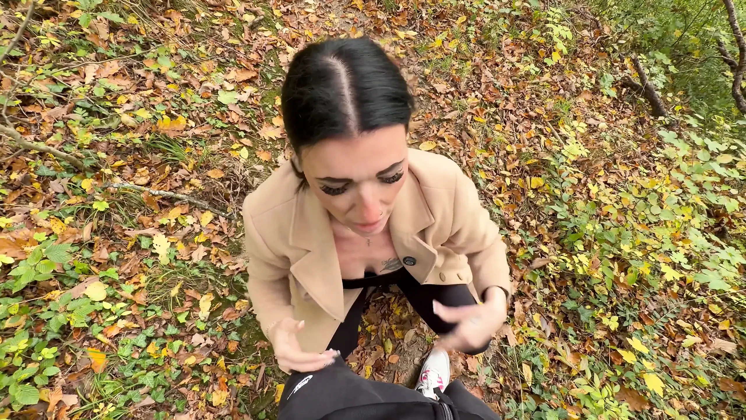 Deep & Sloppy Deepthroat While Hiking in the German Alps