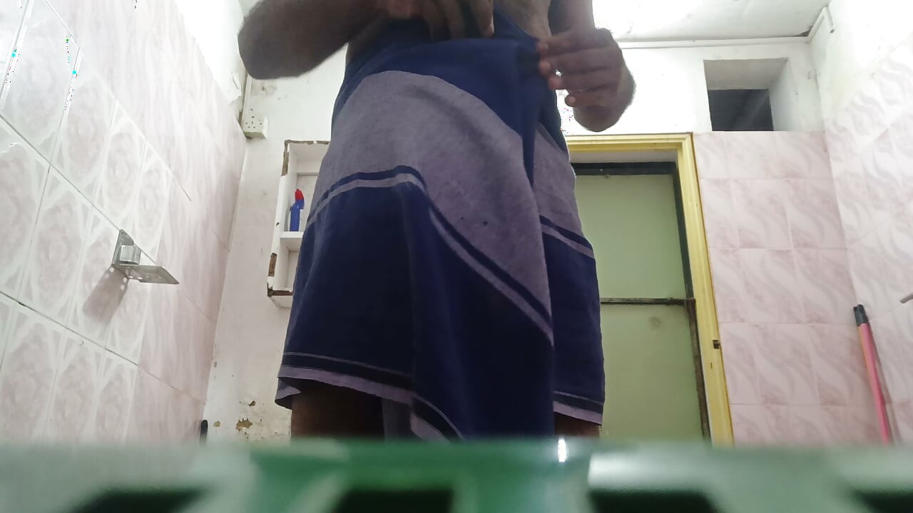 Me in Sarong Lungi 2