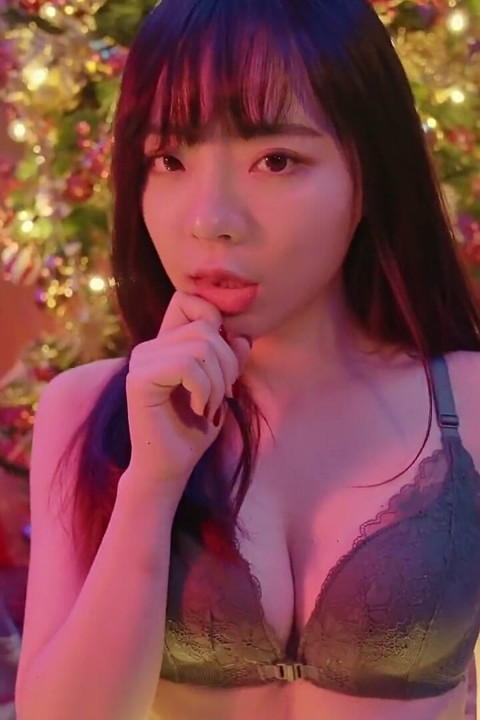Sexy Asian Girl Solo Show