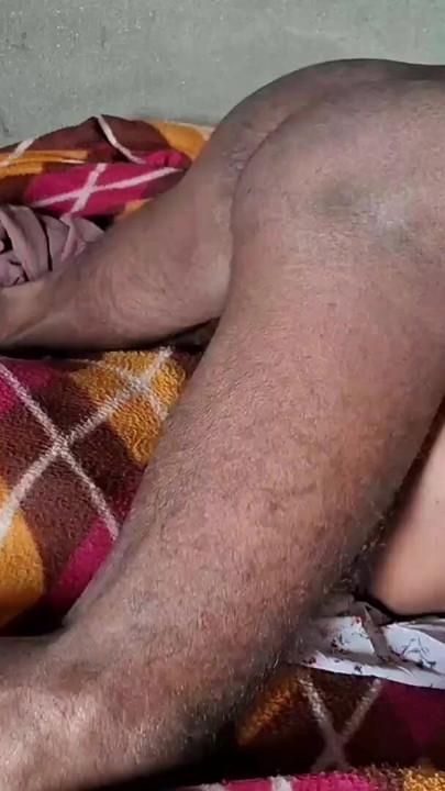 Desixxx gold bhabhi riding on dever in hindi ,Honeymoon Sex Ki Morning Bhaiya Bole real Village desi chudai sex videos | Clip 2