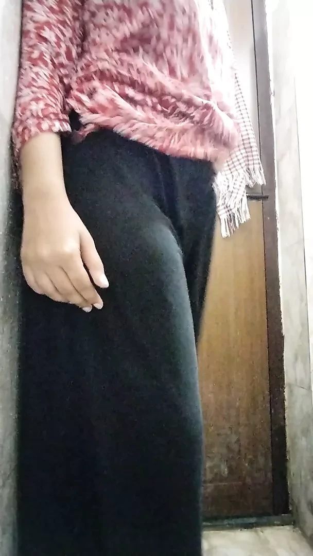Jab hot wife ne utaar diye sare kapde hot indian wife