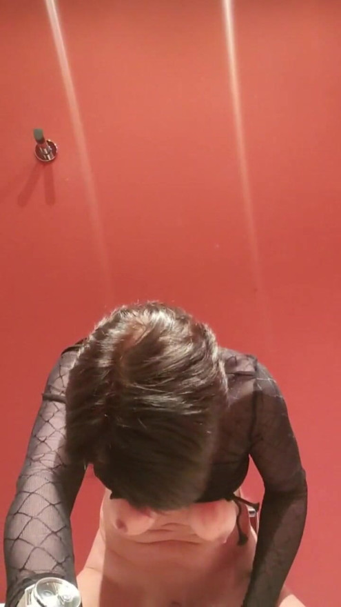 Milf Julie squirts in red room | Clip 1