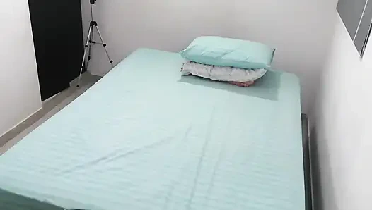 Cewek kolombia merekam video bokep pertamanya sama cowok jerman