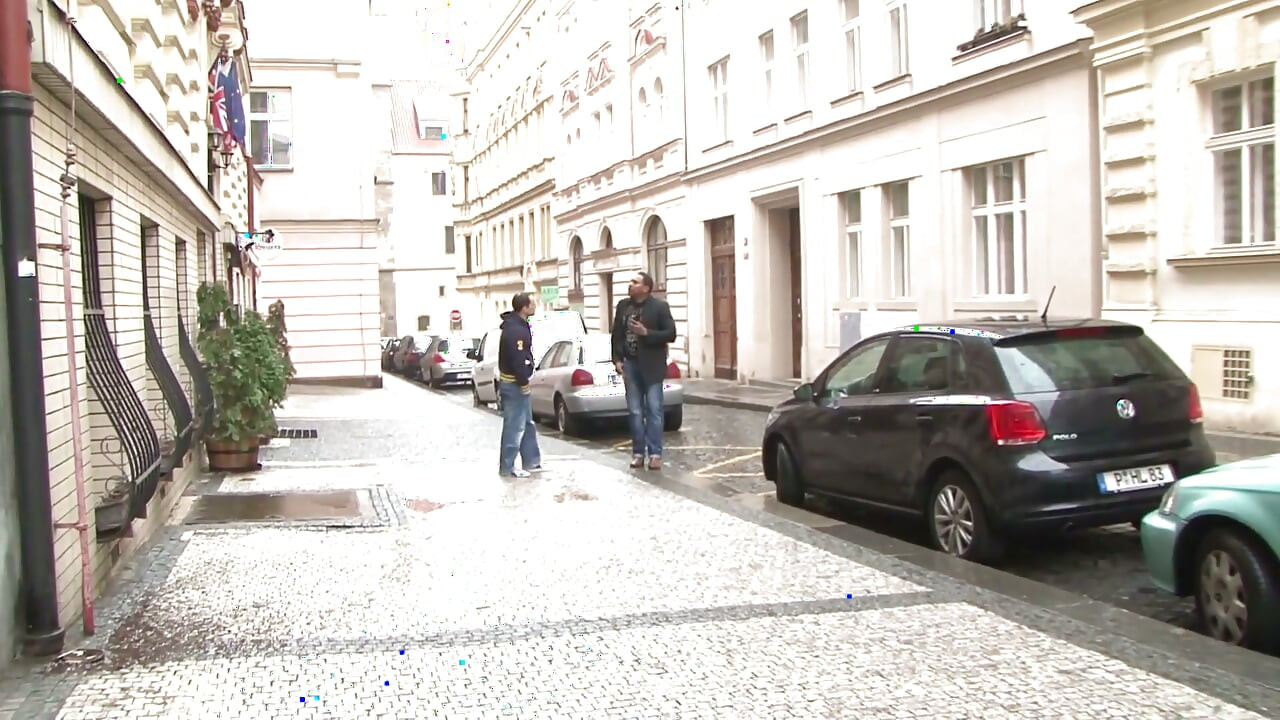 Interracial bissex corno fode com marido com tesão e sua esposa puta em meia arrastão