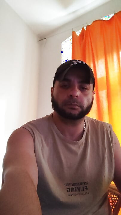 Dirtyjunkbro se igra s prljavim čarapama. Puno Precuma!