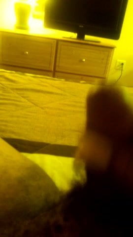 TS Carmyn playing with her dick