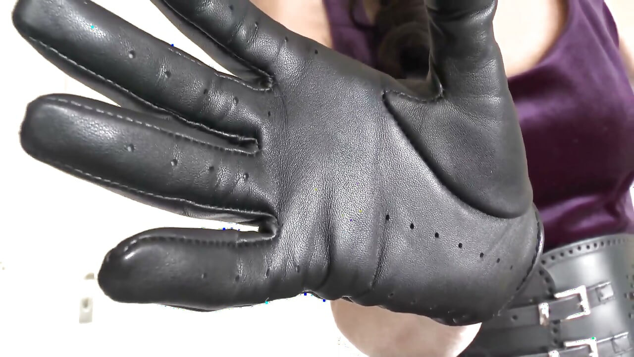 Cintos Largos e Apertados Parte 81 - Lady Victoria Valente