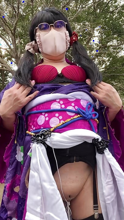 No104 A phantom kimono beauty who appeared in the winter countryside A crossdresser walks in the sun - Part 1