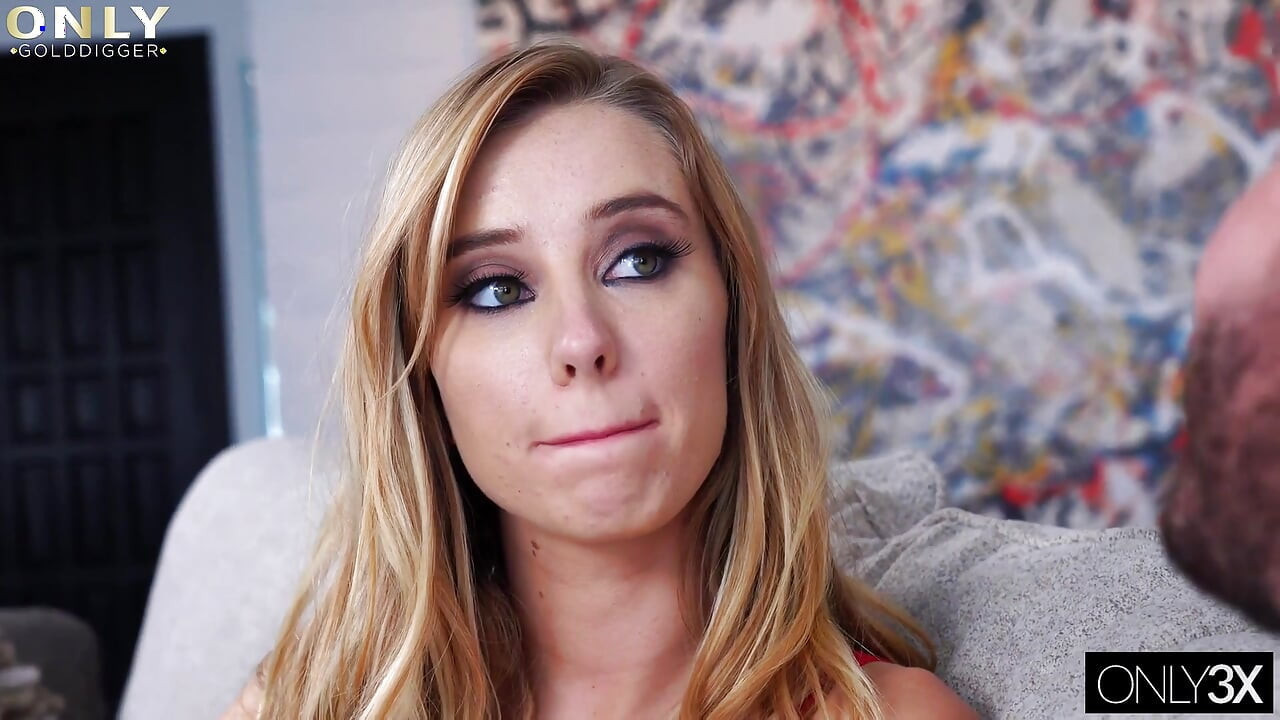 La sexy Haley Reed è una minatrice d'oro e si merita un facciale Premium Edit Only Gold Digger