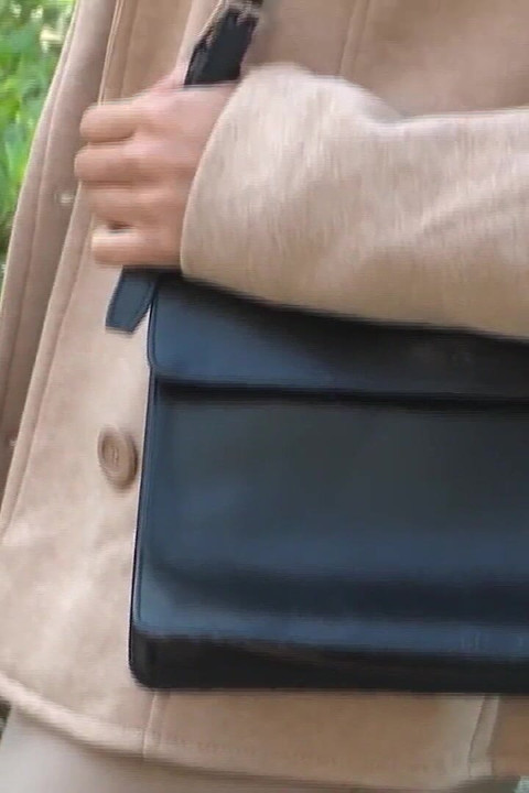 Asian Teen Banged by Two Cocks at Photo Shooting!