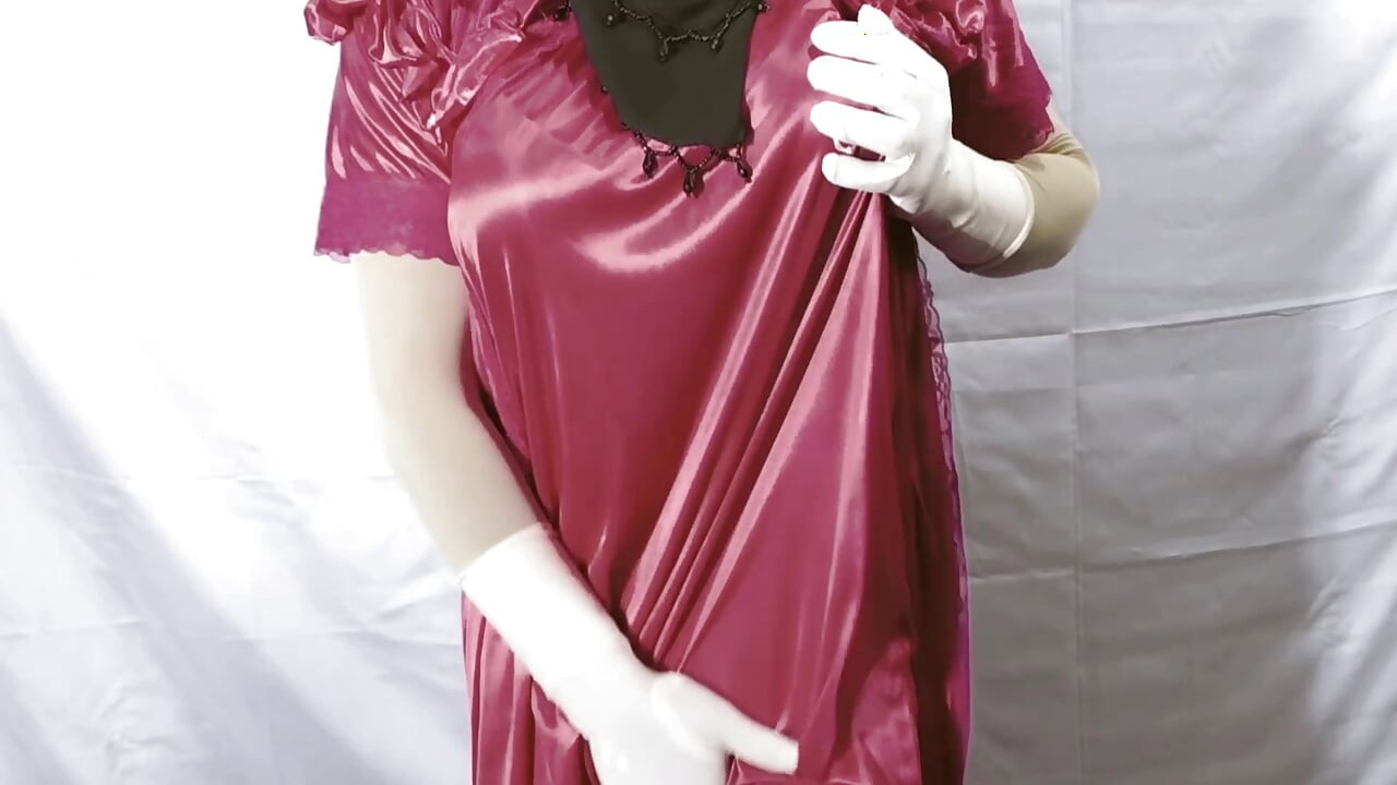 Indian hijabi Muslim Nadiya Bhabhi