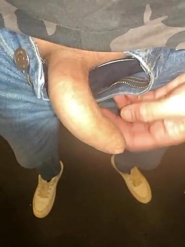 no escritório, alguém que quer me chupar