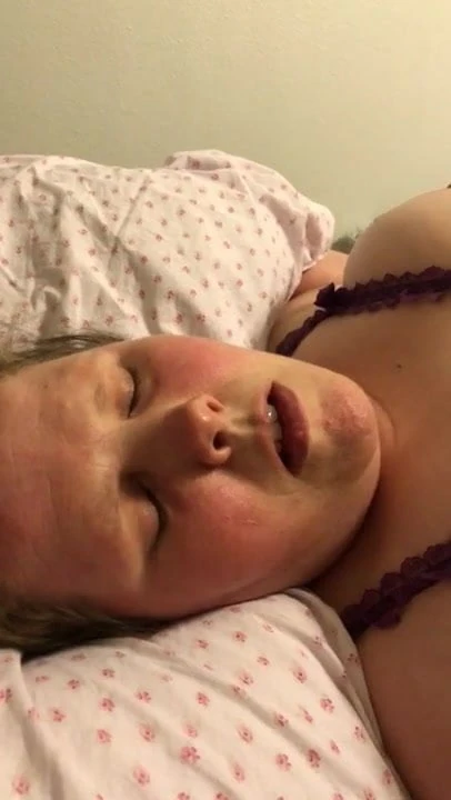 White Wife being fingered