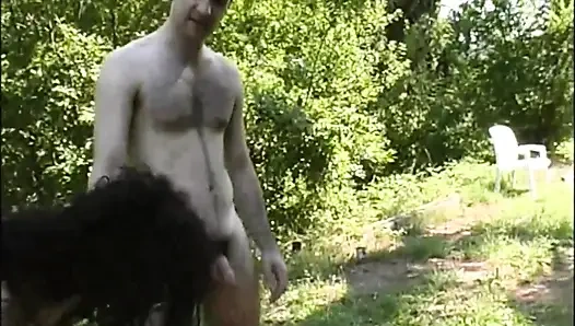 Inglese Slutty Hairy MILF Looking for Big Cocks to Get Fucked in the Park