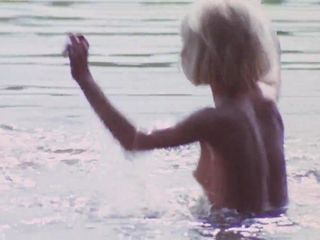 Judy Geeson goală (1968)