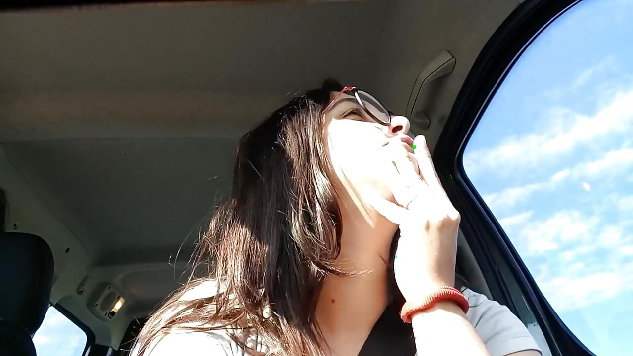 Doing Big Bubbles Next to My Uber Driver - Bunny Looner