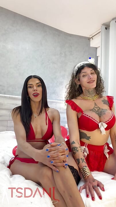 Brazilian Trans Porn Stars Sabrina Prezotte and Daniela Santos Making Out.