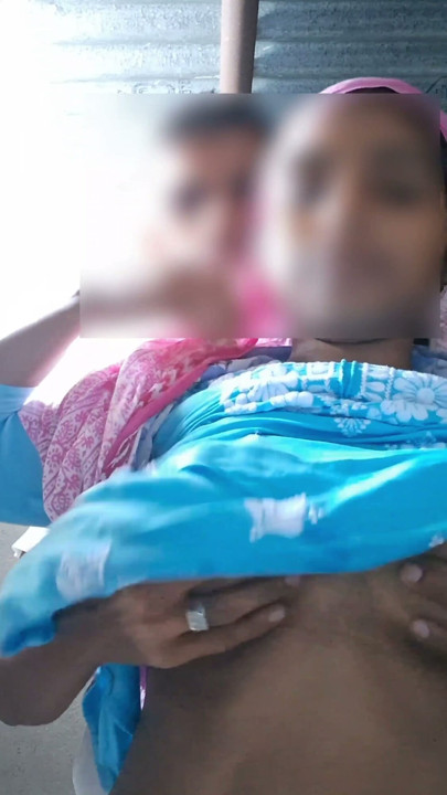 Step brother ne mujhe jabarjasti pel diya. | klip 1