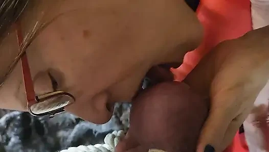 Goode Mädchen Sprengt Die Eier Der Mama, CBT-wichsanleitung