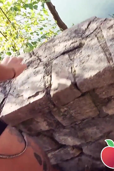 Quase pego! Estranho fode latina Zara Mendez no parque da cidade