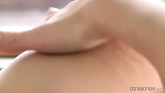 Dane Jones - cumartesi sabahları tek başına mastürbasyon için yapıldı