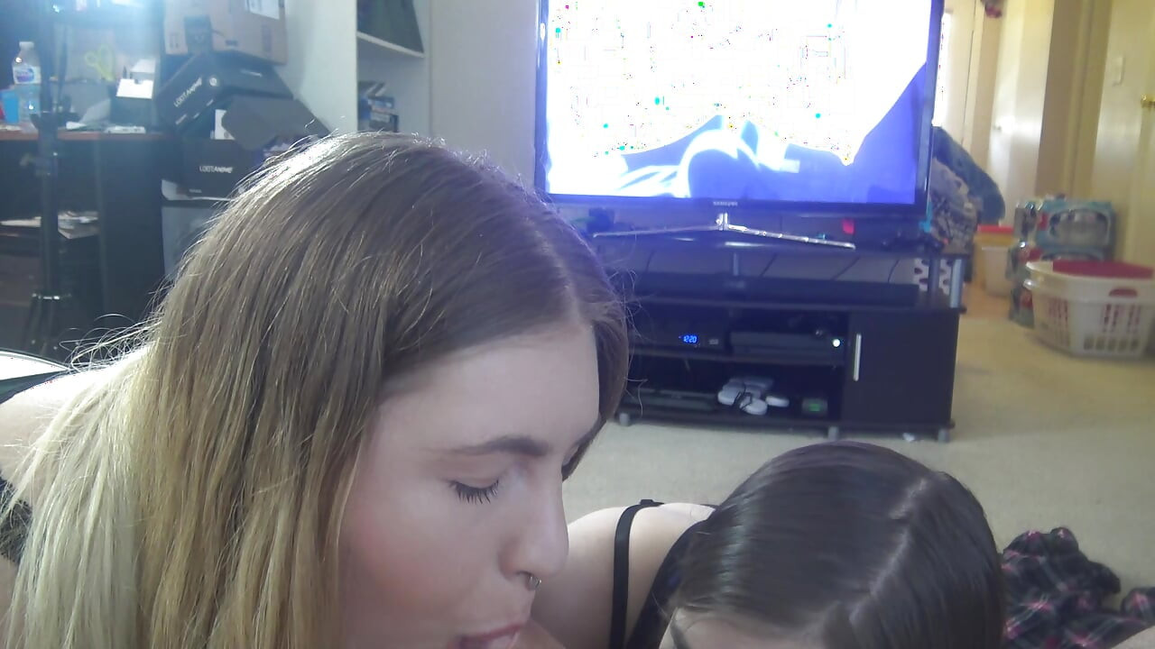 POV podwójne obciąganie i hentai