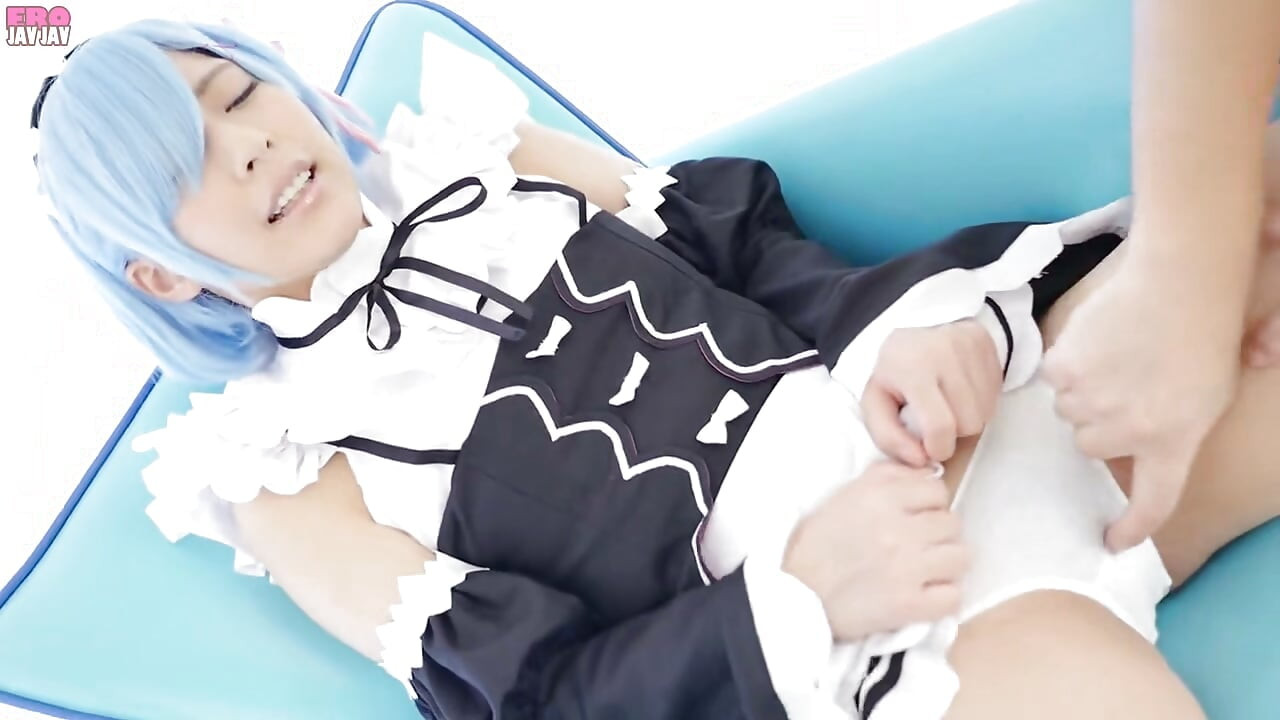 Rem Anime Cosplay Jepang -