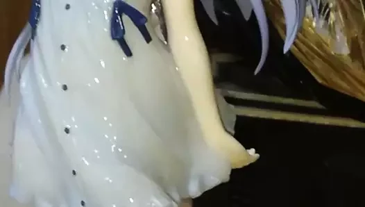 Tenshi figürü bukkake 2