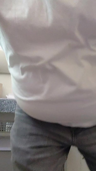 Pissing #24