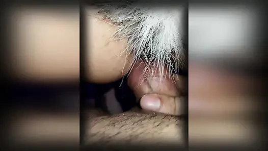 Unzensiert - mann nimmt schöne latina-nachbarin unter der dusche auf - Und er fickt sie sehr hart.