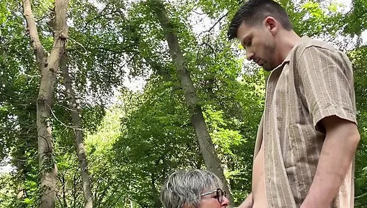 Madam O Outdoor Anal 7- up Auf Dem Hügel