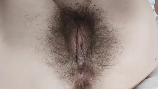I Like to Chat and Masturbate, and I'm in a Great Mood After an Orgasm