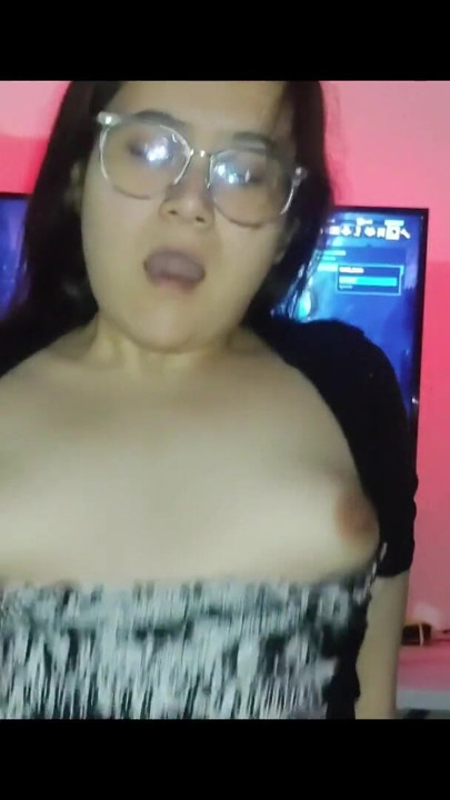 She lost a bet playing video games and had to suck me off, but ended up fucking me. | Clip 2