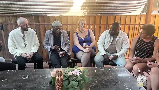 Seçilmiş aile yemeği - cliff media productions