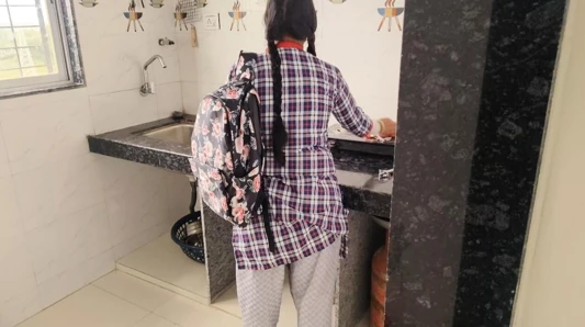 Video seks pertama gadis sekolah India