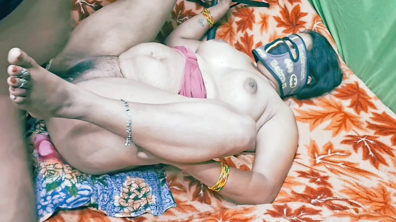 インディアン・ワイフハウス ステージパフォーマンス ロマンティック・チュダイビデオ