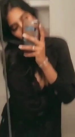 Sri Lankan wife