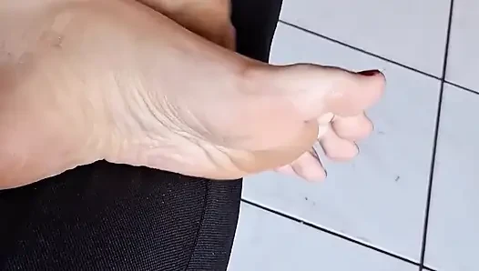 MILF Squirt And Exhib