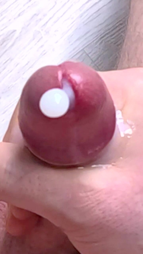 Sperm comes very lamgsam, you've never seen that before!
A pleasure, you simply have to see it.
Follow me for more videos.