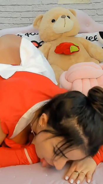 Zapanjujući trenutak iz "Mai Shiranui cosplay u KOTAČU SEKSA IGRA DRKANJA pušenje ahegao velike sise i obožavanje velike guzice"