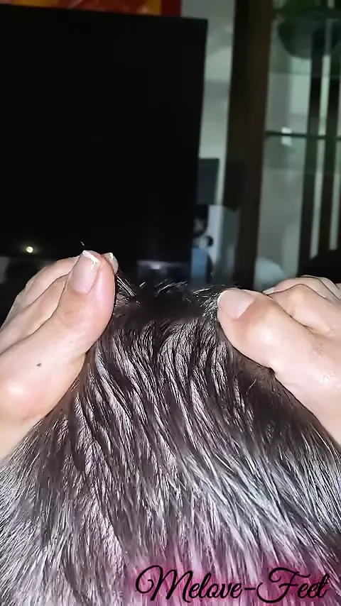 Melove Moaning for the first time on Video...must see