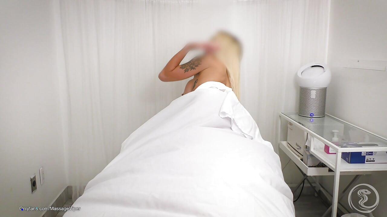 Trophy Wife Tries New Masseur - Bare Tits, Wet Pussy Massage, Blowjob & Body Slide