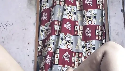 Bölüm -2 Desi eski hotwife'ın Hintçe sert seks seksi viral video