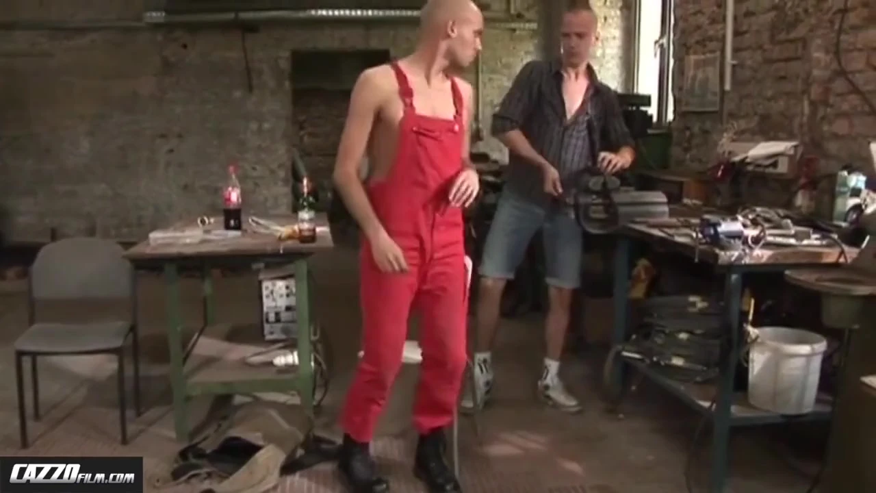 CazzoFilm – Three XXL macho fuckers