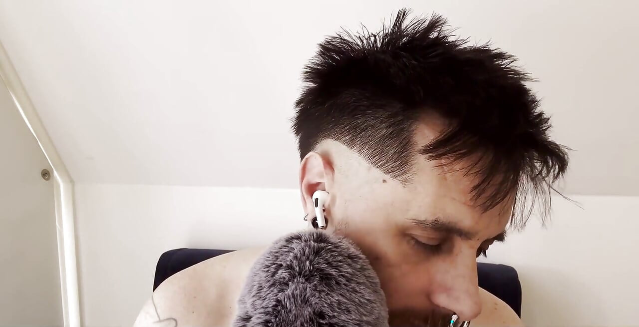 This Is a Beard Rubbing
