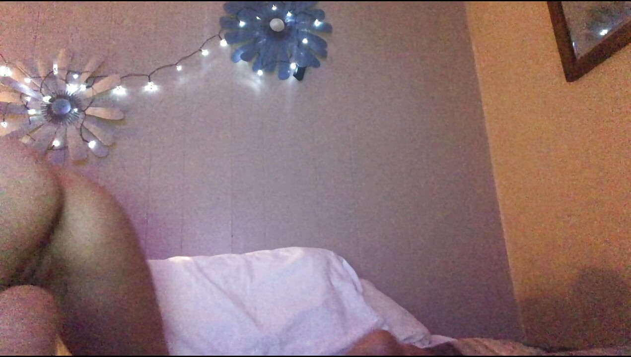 Jade esiintyy yksin 2