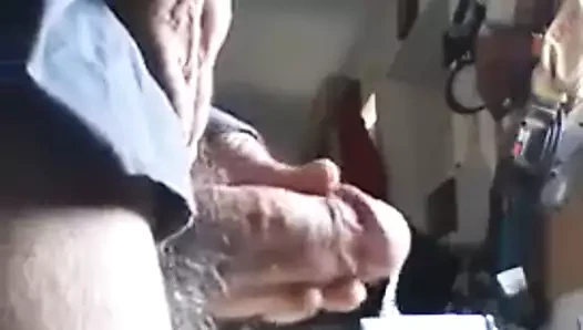 Baba boşalıyor