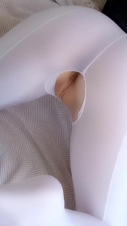 Must-see moment from "Perfect pantyhose to tease him, I want him to cum on my pussy!"
