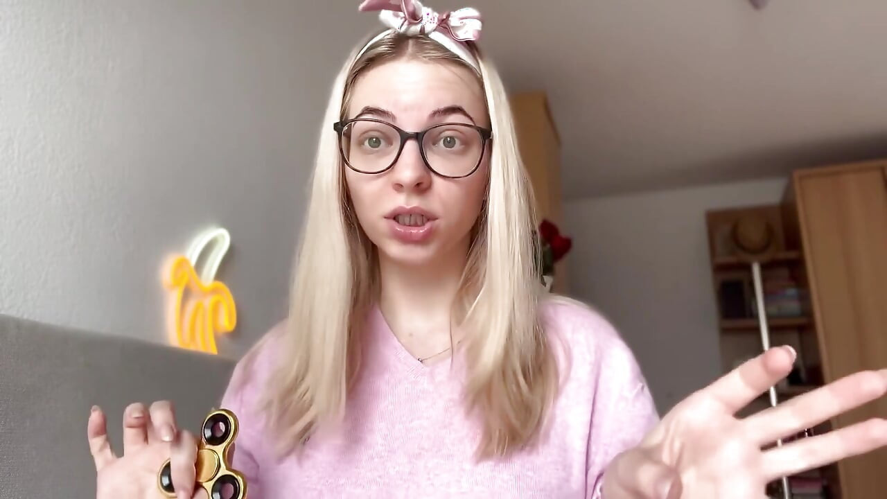7 Obvious Signs of a Beta Loser