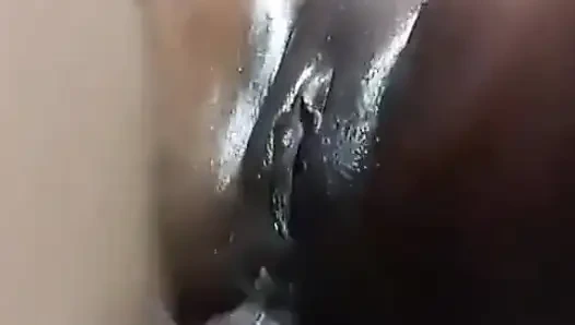 İlk anal seks ilk kez poposunu alıyor